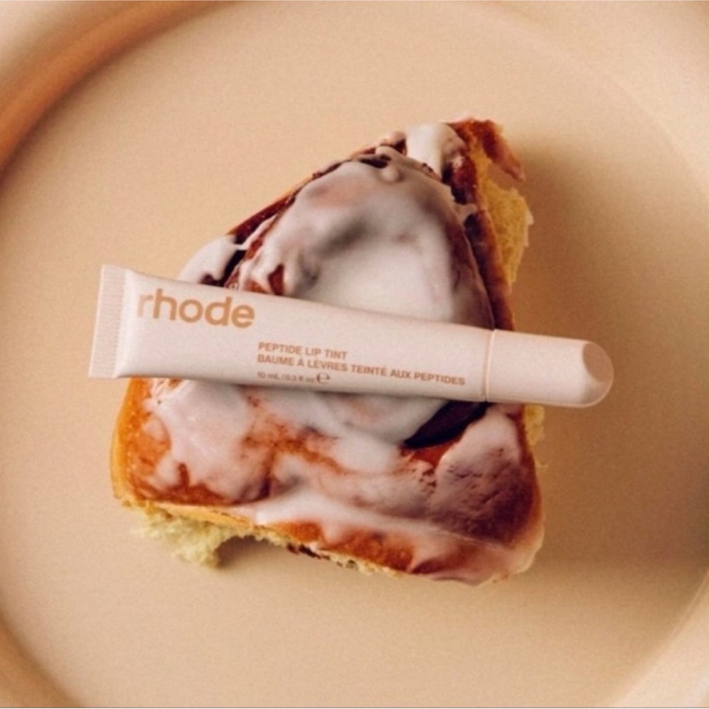 Rhode cinnamon roll Lip Treatment